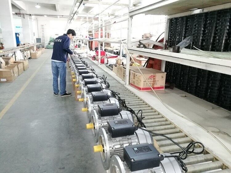 Fuan Zhongzhi Pump Co., Ltd. ligne de production du fabricant