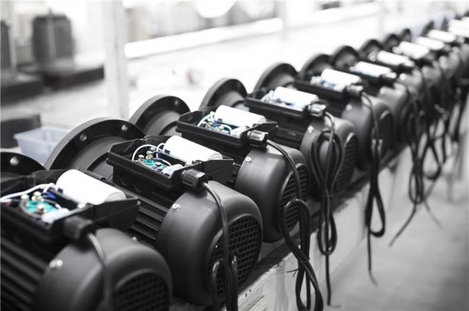 Moteur électrique asynchrone étanche 50Hz 60Hz 0,09kW 0,12CV à quatre pôles 380V 1500RPM triphasé fermé 220V CA 8