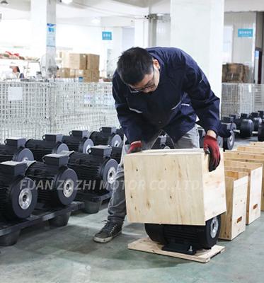 2.2kw 3hp 220V condensateur monophasique moteur d'induction imperm&eacute;able &agrave; l'eau 1500rpm Vitesse nominale 60hz Fr&eacute;quence 8