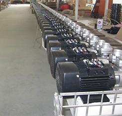 5.5KW 4HP Moteur électrique à induction triphasé Arbre mâle 380V AC Volta 50Hz imperméable à l'eau 5KW Puissance nominale pour machine à nettoyer 12
